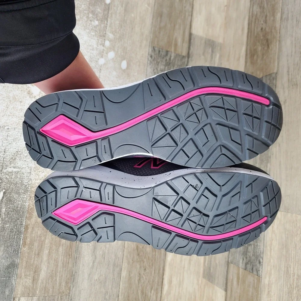 New Balance Safety Logic Womens Work Shoes Sz 8 B Grey/Pink Lace Up Sneakers